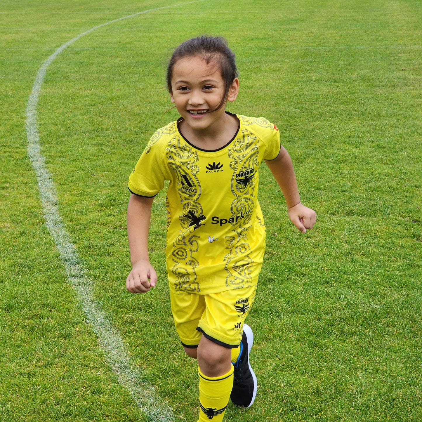 Wellington Phoenix A-League Replica Kids Bundle - Yellow