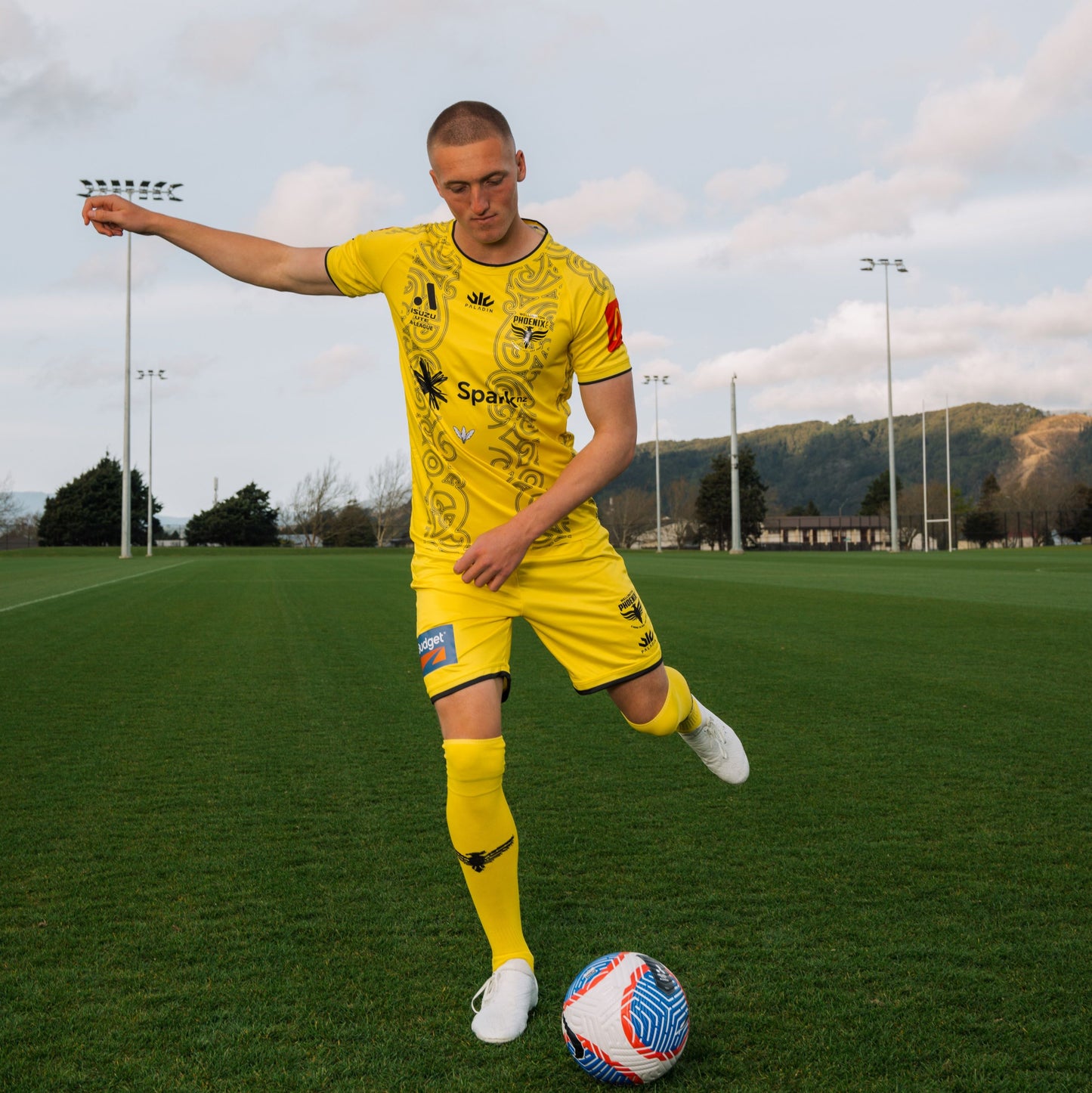 Wellington Phoenix A-League Replica Yellow Jersey - Men